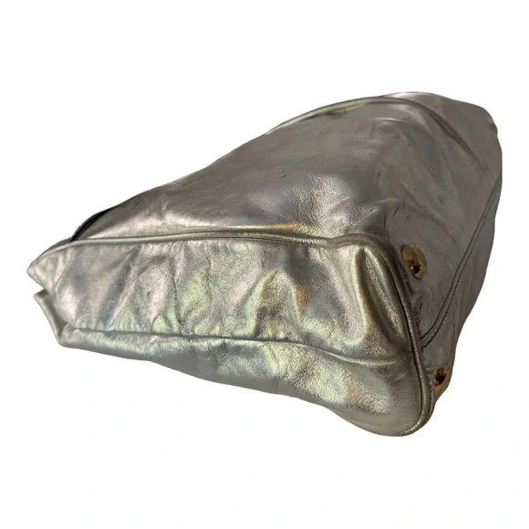 Marc Jacobs Kristen Silver Tote Bag - Picture 13 of 14